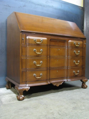 Exceptional Kittinger "Old Dominion" Solid Mahogany Slant-Front Secretary Desk Cover