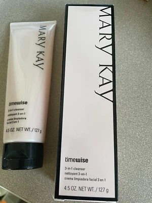 Limpiador 3 en 1 Mary Kay TimeWise - 4,5 fl oz - Piel normal a seca - Nuevo en caja Foto 1 de 2