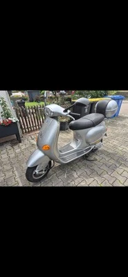 Piaggio Vespa - Bild 1 von 4