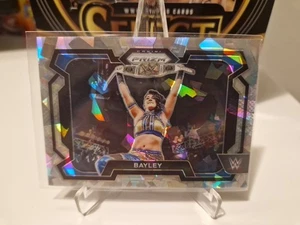 2024 Panini Prizm WWE Bayley Cracked Ice Prizm #94 - Bild 1 von 2