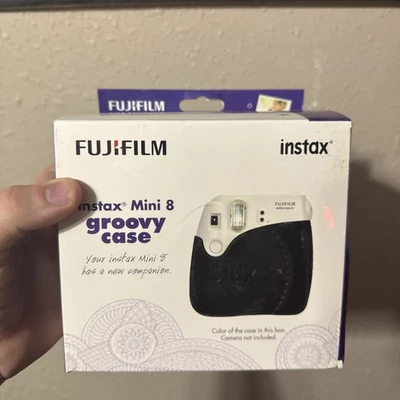 Estuche para cámara Fujifilm Instax Groovy para cámara Instax Mini 8 (negro) Foto 1 de 4