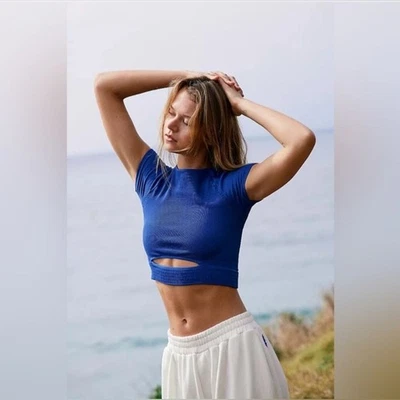 Free people cut it Out Top Manga Corta Corte Frontal Azul Recortado Talla XL Foto 1 de 4