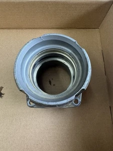Volvo Penta OEM Bearing Carrier PN: 3852267 - Picture 1 of 2