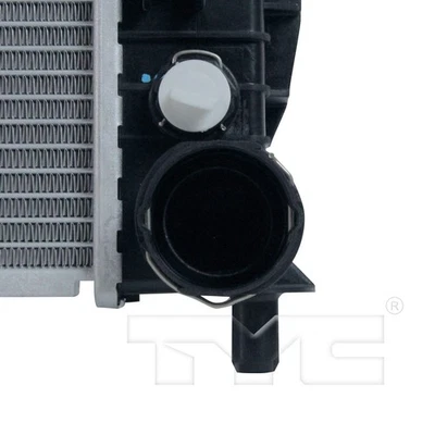 Conjunto de radiador TYC 2337 para 01-07 C200 C230 C240 C280 C32 AMG C320 C350 Foto 1 de 4
