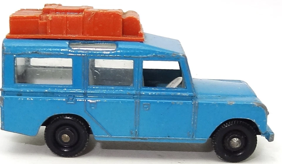 LESNEY MATCHBOX NO. 12 LAND ROVER SAFARI - - Image 1 of 4
