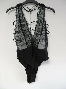 Missguided Black Plunge Scallop Lace Teddy Size UK 8 DH001 AA 14 - Picture 1 of 3
