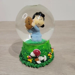 Westland Peanuts Musical Snowglobe Snoopy Woodstock Lucy Football #8204 "Aaugh!" - Picture 1 of 6