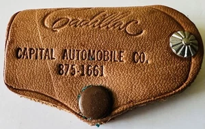 Vintage 1968 Cadillac Capital Automibile Co. Leder verzierter Schlüsselhalter - Bild 1 von 2
