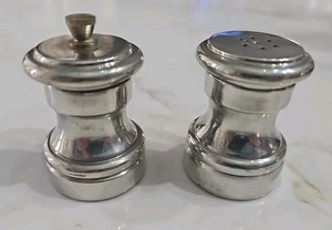 Vintage Zinn Salzstreuer/Pfeffermühle Set EALES 1779. Made In Italy - Bild 1 von 5