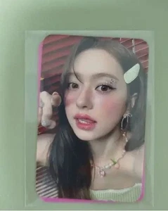 FIFTY FIFTY Sio Official Moon Broadcast Photocard PC (Pooky 1st Week) - Picture 1 of 1