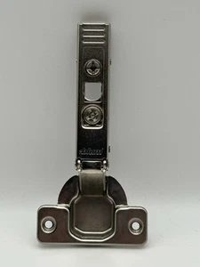 BLUM SCHRANKSCHARNIER 70T555-01.01 Schnellspanner Clip-On Style - OHNE GRUNDPLATTE - Bild 1 von 3