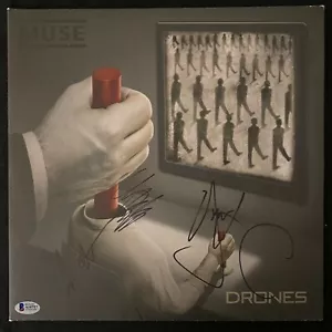 MUSE MATT BELLAMY AUTOGRAPHED SIGNED DRONES RECORD ALBUM BECKETT AUTHENTICATED - Picture 1 of 2