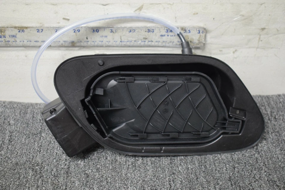 2012 VOLKSWAGEN GOLF FUEL TANK GAP FACTORY OEM - Image 1 of 4