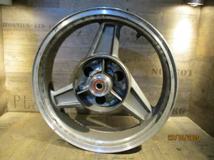 Llanta trasera Kawasaki Zephyr 750 ZR750C rueda trasera llanta trasera C713 - Imagen 1 de 3
