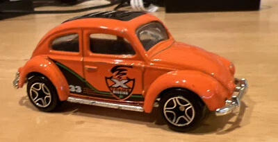 Matchbox '62 VW Beetle X-Treme Mission sin paquete Foto 1 de 4