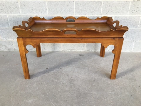 EJ VICTOR CHIPPENDALE STYLE BUTLER TABLE - COFFEE TABLE Cover