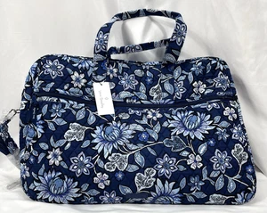 NWT Vera Bradley Blue TROPICS TAPESTRY Traveler Bag (Retails $135) - Picture 1 of 10
