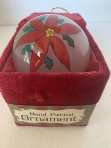 CHRISTMAS Ornament In Box*HAND-PAINTED* POINSETTIA*ON FROSTED ROUND GLASS BALL - Picture 1 of 5