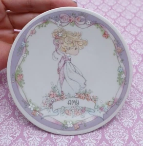 Placa de coleccionista Precious Moments 1991 miniatura Amy #236349 - Imagen 1 de 6