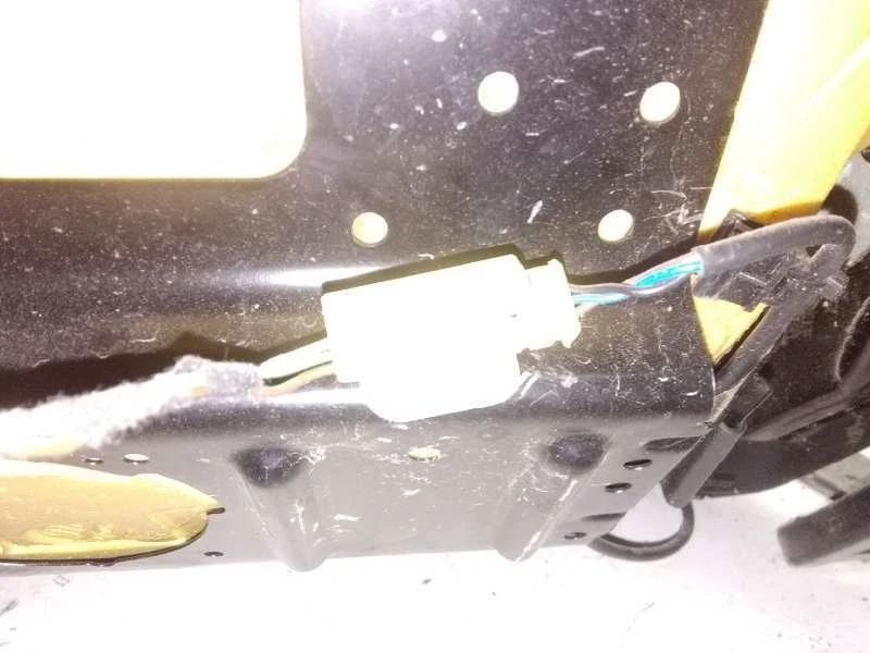 Banco dianteiro ASIENTO LH 644000 para Volkswagen New Beetle (9C1 1C1) 1998 - Imagem 1 de 1