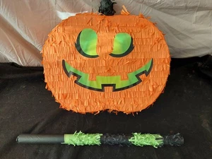 Halloween Kürbis Gesicht Piñata mit Stock 35 cm x 32 cm x 9 cm orange LESEN - Bild 1 von 4