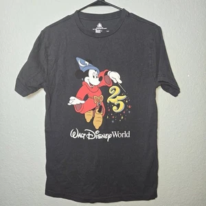 Maglietta Walt Disney World 25° Anniversario Vault Stregone Topolino Nera Taglia S - Foto 1 di 8
