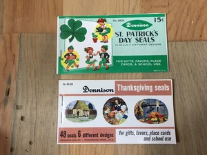 Folletos adhesivos de sellos navideños de Día de San Patricio y Acción de Gracias de Dennison - Imagen 1 de 7