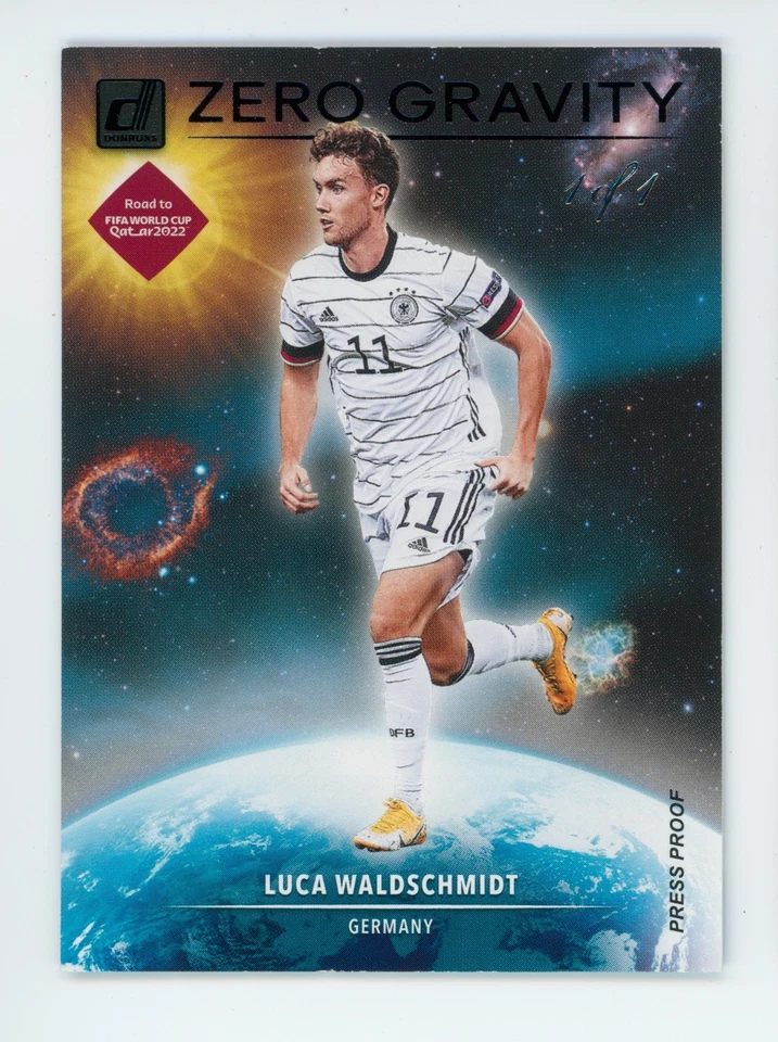 Tarjeta de Alemania negra gravedad cero 2021-22 Luca Waldschmidt Panini Donruss 1/1 Foto 1 de 3