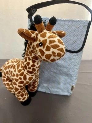 Изолированная сумка-бутылка JJ Cole Collection с ручкой и плюшевым жирафом - Изображение 1 из 4