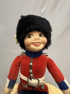 Norah Wellings Beefeater Royal Guard Doll - Picture 1 of 6