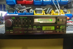Radio de coche vintage PIONEER KEH-9300B con casete y EQUALIZADOR incorporado - Imagen 1 de 13