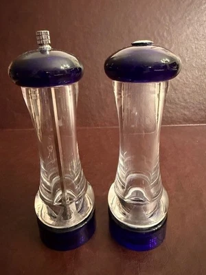 Molinillo de pimienta y salero Olde Thompson azul cobalto/juego de acrílico transparente Foto 1 de 4