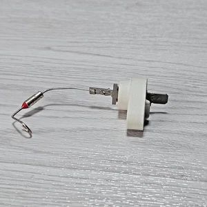 First Co 951-1 FUSIBLE LINK With Base White for First Company® HX Fan Coil Units - Picture 1 of 8