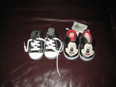 NUEVOS ZAPATOS BABY DISNEY TALLA 2 Y GYMBOREE TALLA 03 ZAPATILLAS ALTAS  Foto 1 de 2