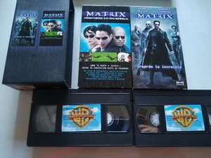 Matrix + Matrix Descubre lo Increible 2001 Warner - 2 x VHS Cinta Español - Photo 1 sur 5