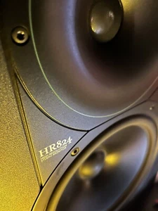 Mackie HR824 8" Active Studio Monitors (Pair) 1997 - 2007 - Black - Picture 1 of 7