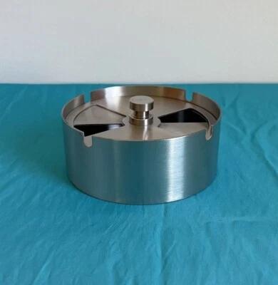 Edelstahl Aschenbecher mit Deckel Zigaretten Becher - Bild 1 von 4