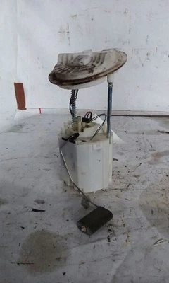 Dodge Challenger 2013 bomba de combustible para pasajero derecho 3,6 litros Foto 1 de 4