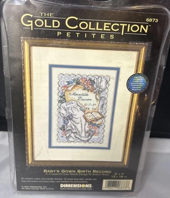 Dimensions Gold Collection Petites Kit Punto de Cruz Vestido Bebé Registro de Nacimiento 5x7 Foto 1 de 4
