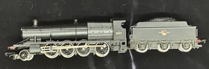NIB HORNBY R.143 OO BLACK LIVERY BR 2-8-0 CLASS 2800 ROAD #2857 - FREE SHIP - Picture 1 of 12