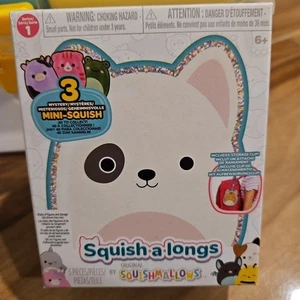 Squishmallows Squish-a-Longs Clip N' Go 1-Inch Mini Figure Mystery 3-Pack  - Picture 1 of 2