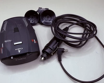 Cobra ESD7400 Performance 9 Band Radar/Laser Detector - TESTED With Power Cord - Image 1 of 4