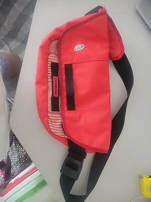 Sacolas carteiro Timbuk2 Classic M 10,4"x19,3"x7,9" - náilon balístico azul noturno/ - Imagem 1 de 4