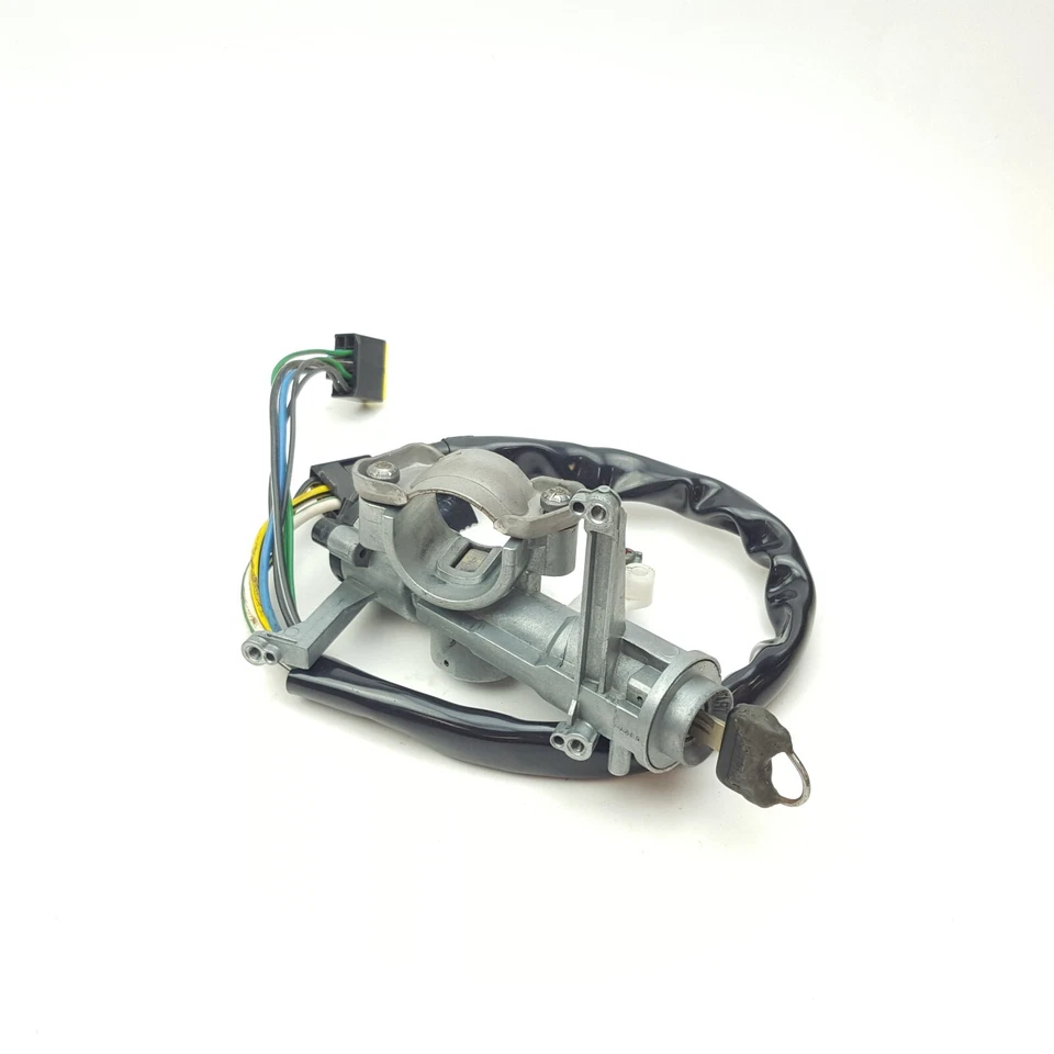 Interruptor de encendido Suzuki Swift 1998-2001 llave de montaje A/T 1999 2000 Foto 1 de 4