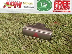 Interruptor de luz de advertencia de peligros para tablero de instrumentos MK3 Ford Mondeo ST - Imagen 1 de 9