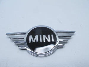 19-24 MINI COOPER F55 F56 F57 HOOD BONNET EMBLEM ORNAMENT BADGE FRONT OEM 011924 - Picture 1 of 3