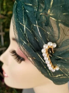 NEW HIGH END QUALITY GOLD COLOR FINISH FAUX PEARL BROOCH SAFETY PIN Accessaries - Picture 1 of 11