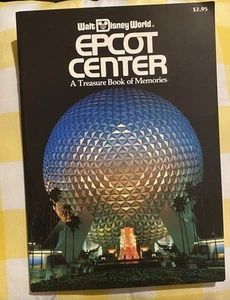 Walt Disney World Epcot Center A Treasure Book of Memories 1989 5th Print VTG - Picture 1 of 2