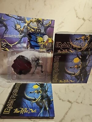 Iron Maiden - Fear Of The Dark (Collector Edition) (CD) Action Figure / Patch - Image 1 of 4