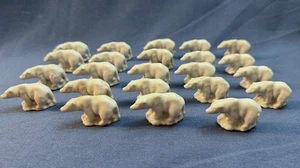 Lotto 203 Wade England capricci polari? Figurine in miniatura ORSO. Tè rosa rossa - Foto 1 di 5